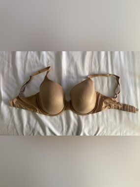 Victorias Secret - T-Shirt Lightly Lined Full Coverage Bra - 32DDD - Nude